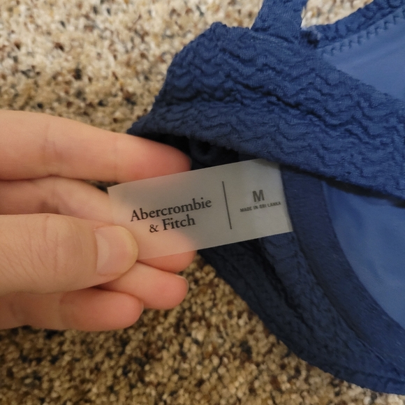 Abercrombie & Fitch Womens Navy Blue Bikini Top Size Medium - Picture 6 of 6